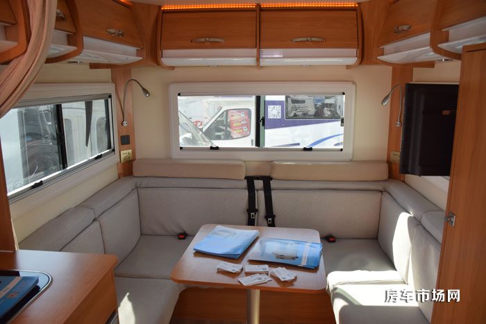 国六标准皮卡房车将上市,内部两张大床,四驱可选自动挡