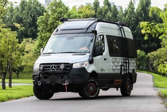 奔驰斯宾特(Sprinter) 4X4房车